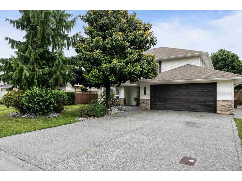 46272 RANCHERO Drive, Chilliwack, British Columbia, V2R3Z6, Chilliwack, British Columbia — photo 1 of 5