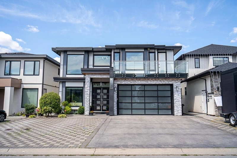 31081 DEERTRAIL Drive North, Abbotsford, British Columbia, V2T5J5, Abbotsford, British Columbia — photo 1 of 5