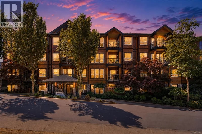 #109 201 Nursery Hill Drive, View Royal, British Columbia, V9B0H7, View Royal, British Columbia — photo 1 of 5