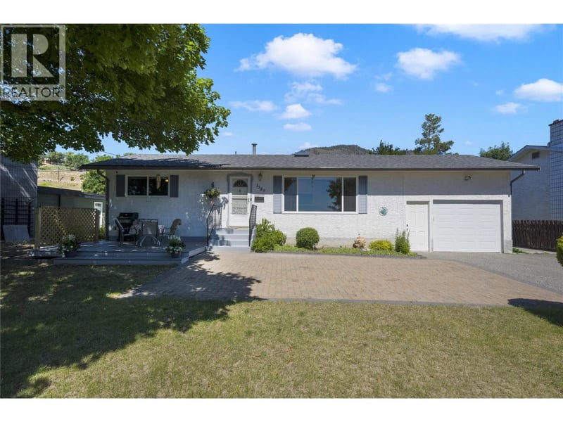 1389 Lund Road, Kelowna, British Columbia, V2B1K9, Kelowna, British Columbia — photo 1 of 5