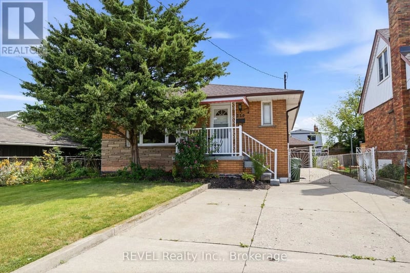 330 Waverly Street, Hamilton (McQuesten), Ontario, L8H6P9, Hamilton (McQuesten), Ontario — photo 1 of 5