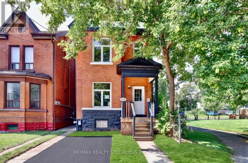 40 Century Street, Hamilton (Landsdale), Ontario, L8L1V8, Hamilton (Landsdale), Ontario — photo 1 of 5