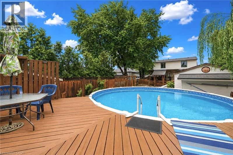 450 EAST 42ND Street, Hamilton, Ontario, L8T3B3, Hamilton, Ontario — photo 1 of 5