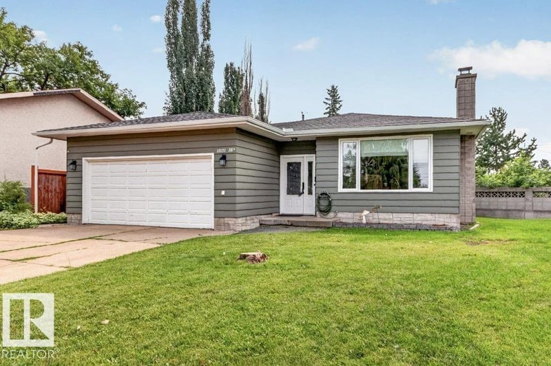 11131 35A AV NW, Edmonton, Alberta, T6J0A4, Edmonton, Alberta — photo 1 of 5