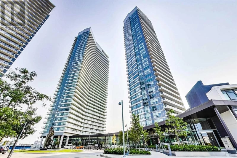 #1808 117 Mcmahon Drive, Toronto (Bayview Village), Ontario, M2K2X9, Toronto (Bayview Village), Ontario — photo 1 of 5