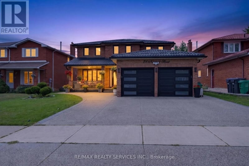 21 Newport Street, Brampton (Westgate), Ontario, L6S4N1, Brampton (Westgate), Ontario — photo 1 of 5