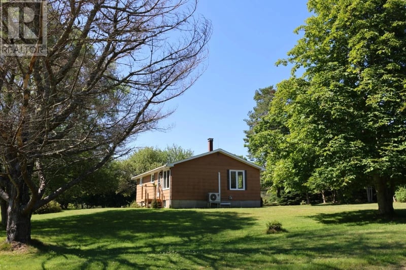 3515 Highway 3, East Chester, Nova Scotia, B0J1J0, East Chester, Nova Scotia — photo 1 of 5