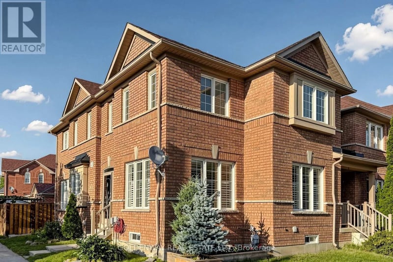 2200 Bur Oak Avenue, Markham (Greensborough), Ontario, L6E1M4, Markham (Greensborough), Ontario — photo 1 of 5