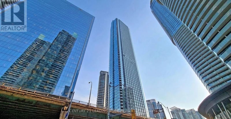 #5407 10 YORK Street, Toronto (Waterfront Communities), Ontario, M5J0E1, Toronto (Waterfront Communities), Ontario — photo 1 of 5