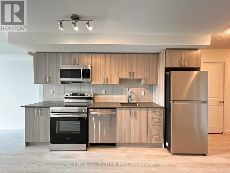#1004 1435 Celebration Drive, Pickering (Bay Ridges), Ontario, L1W0C4, Pickering (Bay Ridges), Ontario — photo 1 of 5