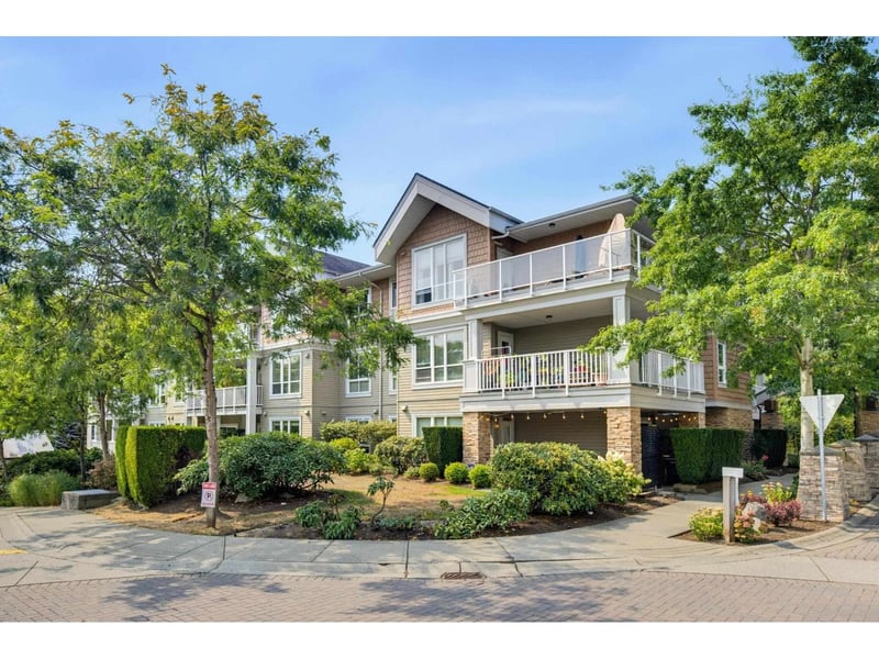 #210 6420 194 Street, Surrey, British Columbia, V4N6J7, Surrey, British Columbia — photo 1 of 5