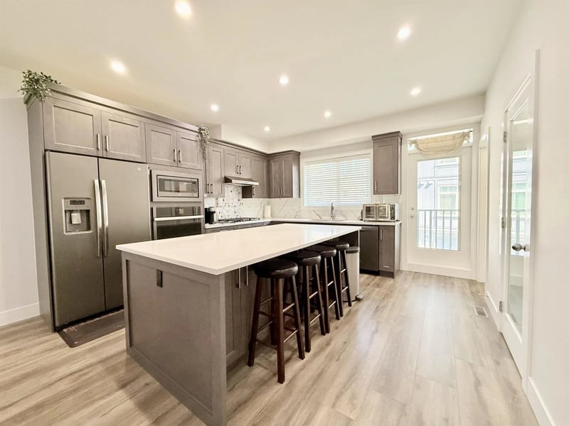 #3 19239 70 Avenue, Surrey, British Columbia, V4N6S8, Surrey, British Columbia — photo 1 of 5