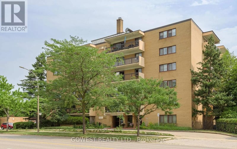 #502 557 The East Mall, Toronto (Islington-City Centre West), Ontario, M9B4A5, Toronto (Islington-City Centre West), Ontario — photo 1 of 5