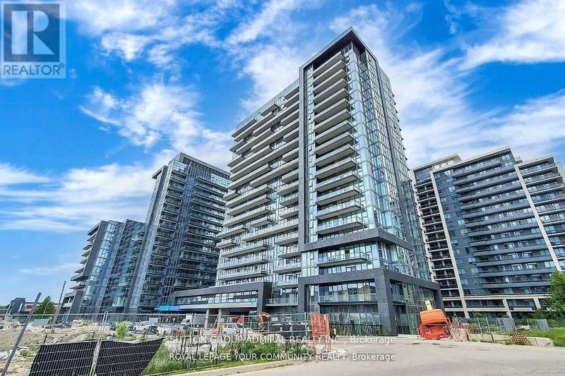 #702 20 Gatineau Drive, Vaughan (Beverley Glen), Ontario, L4J0L3, Vaughan (Beverley Glen), Ontario — photo 1 of 5