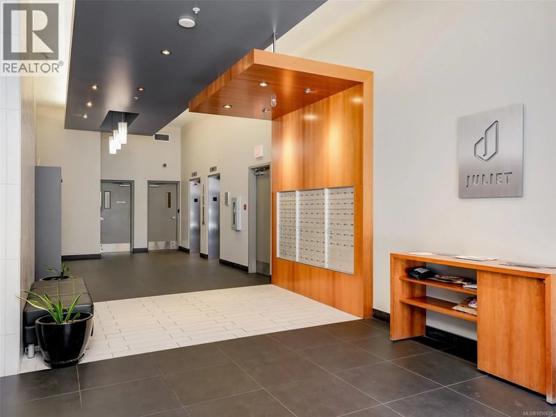 #505 760 Johnson Street, Victoria, British Columbia, V8W0A4, Victoria, British Columbia — photo 1 of 5