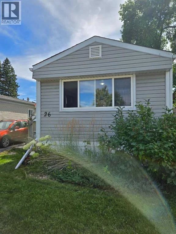 6220 17 Avenue Southeast, Calgary, Alberta, T2A0W6, Calgary, Alberta — photo 1 of 5