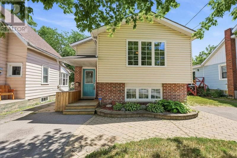 25 Barbara Street, Quinte West (Trenton Ward), Ontario, K8V1Z6, Quinte West (Trenton Ward), Ontario — photo 1 of 5