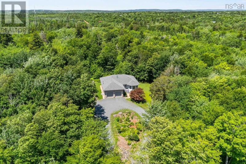 21 Cedarcrest Drive, Hammonds Plains, Nova Scotia, B4B1T3, Hammonds Plains, Nova Scotia — photo 1 of 5