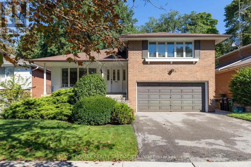14 Michael Drive, Toronto (Hillcrest Village), Ontario, M2H2A3, Toronto (Hillcrest Village), Ontario — photo 1 of 5