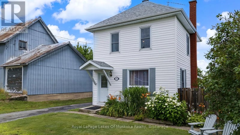 152 Main Street, Burk's Falls, Ontario, P0A1C0, Burk's Falls, Ontario — photo 1 of 5