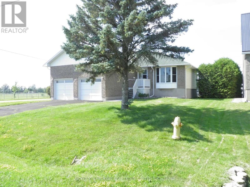 21 Frederick St Street, Lansdowne Village, Ontario, K0E1L0, Lansdowne Village, Ontario — photo 1 of 5