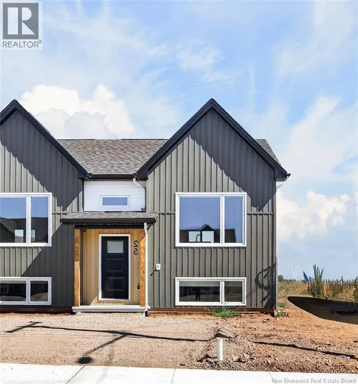 29 Progrès Street, Dieppe, New Brunswick, E1A1N9, Dieppe, New Brunswick — photo 1 of 5