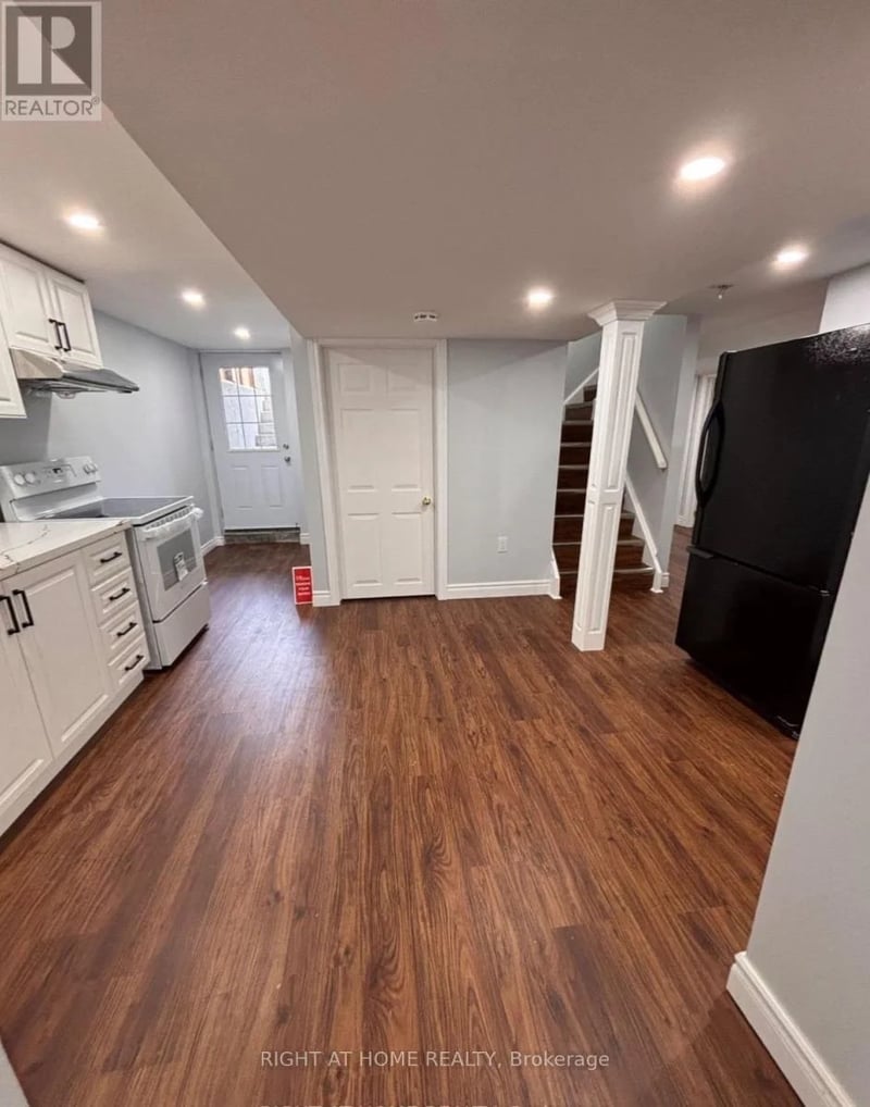 530 Mclevin Avenue, Toronto (Malvern), Ontario, M1B4H6, Toronto (Malvern), Ontario — photo 1 of 5