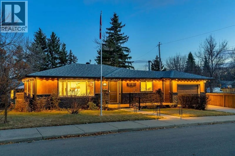 3 Cardiff Drive Northwest, Calgary, Alberta, T2K1R4, Calgary, Alberta — photo 1 of 5