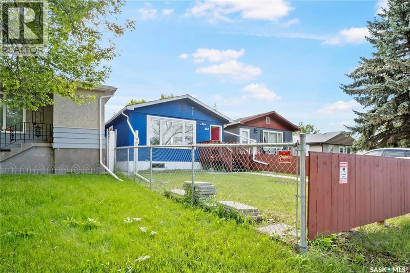 664 Retallack STREET, Regina, Saskatchewan, S4T2G4, Regina, Saskatchewan — photo 1 of 5