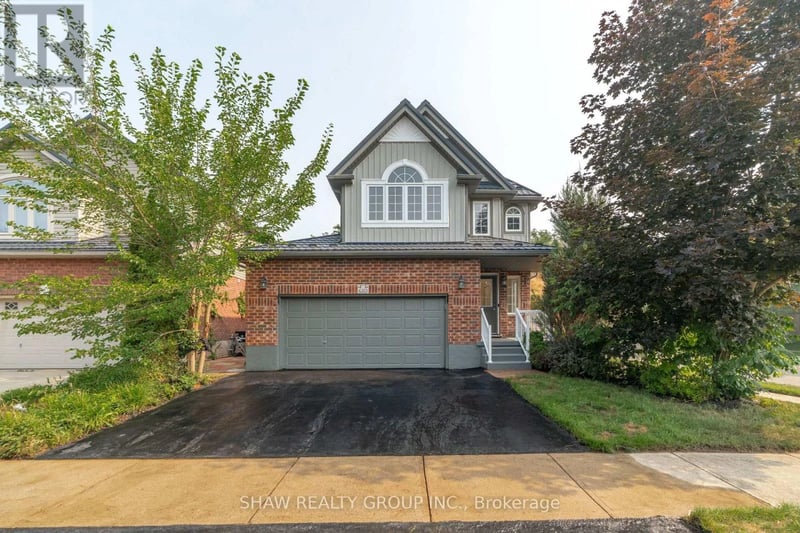 610 Violet Street, Waterloo, Ontario, N2V2V9, Waterloo, Ontario — photo 1 of 5