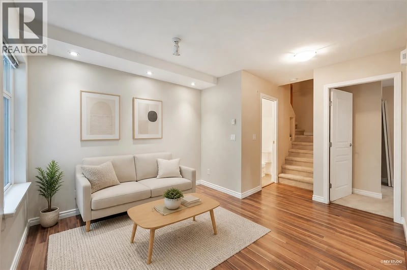 #17 7488 SOUTHWYNDE Avenue, Burnaby, British Columbia, V3N5C6, Burnaby, British Columbia — photo 1 of 5