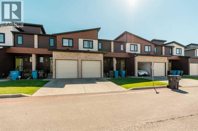 462 Highlands Boulevard West, Lethbridge, Alberta, T1J5K5, Lethbridge, Alberta — photo 1 of 5