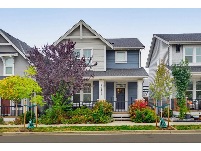 20315 82A Avenue, Langley, British Columbia, V2Y0Y9, Langley, British Columbia — photo 1 of 5