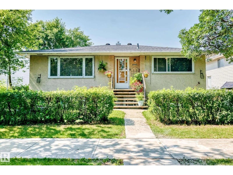 12718 126 ST NW, Edmonton, Alberta, T5L0X8, Edmonton, Alberta — photo 1 of 5