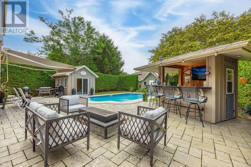 43 Meredith Drive, Middlesex Centre (Ilderton), Ontario, N0M2A0, Middlesex Centre (Ilderton), Ontario — photo 1 of 5