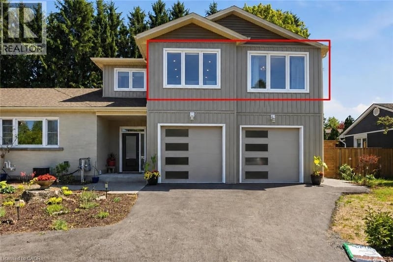 #UPPER 82 CUMMING Court, Ancaster, Ontario, L9G1V3, Ancaster, Ontario — photo 1 of 5