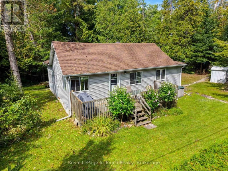 10 Pilon Road, Tiny, Ontario, L0L2J0, Tiny, Ontario — photo 1 of 5