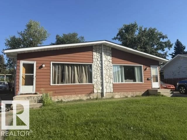 5116 & 5114 57 AV, Leduc, Alberta, T9E5S2, Leduc, Alberta — photo 1 of 5