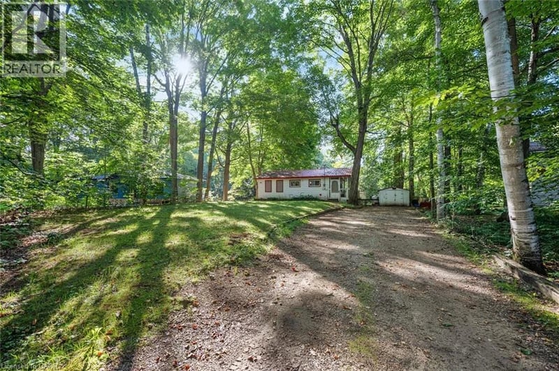 7465 EAST RIVER Road, Washago, Ontario, L0K2B0, Washago, Ontario — photo 1 of 5