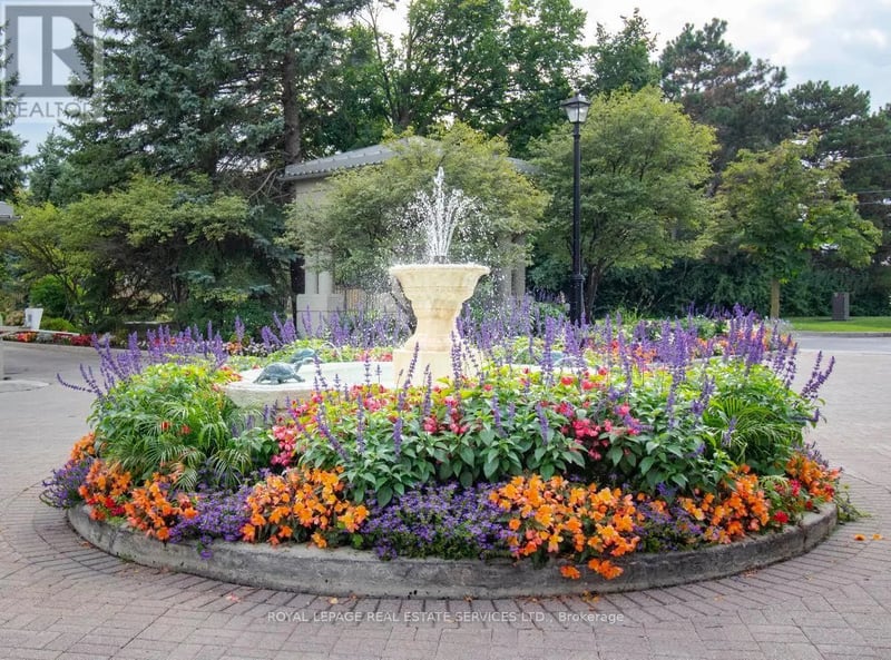 #616 215 The Donway West, Toronto (Banbury-Don Mills), Ontario, M3B3P5, Toronto (Banbury-Don Mills), Ontario — photo 1 of 5