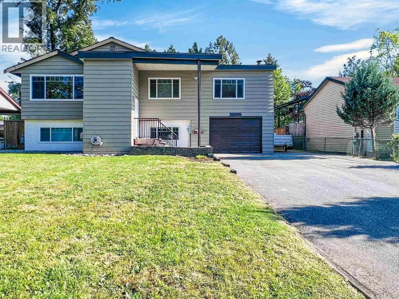 21066 GLENWOOD Avenue, Maple Ridge, British Columbia, V2X8K5, Maple Ridge, British Columbia — photo 1 of 5