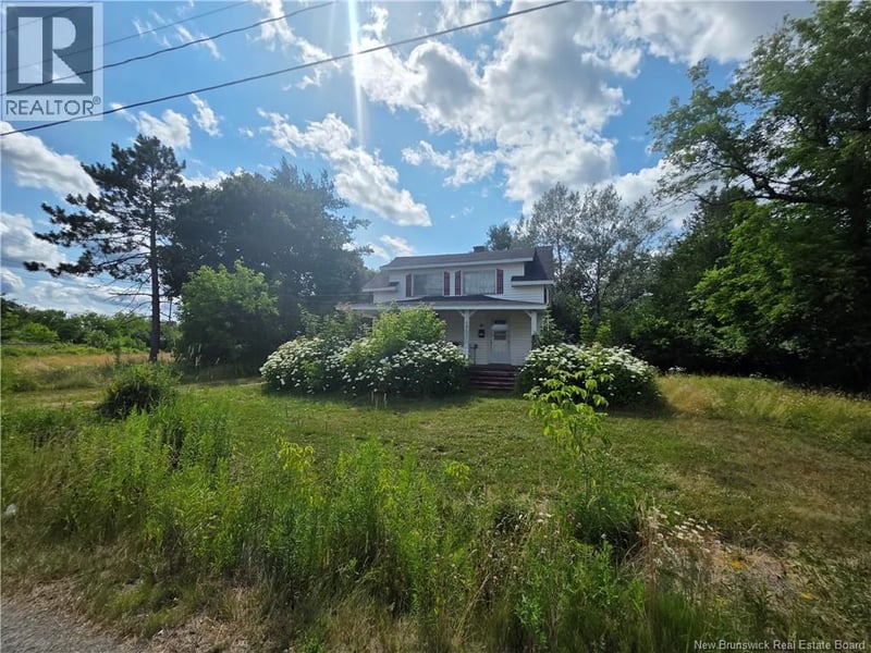16 Brook Street, St. Stephen, New Brunswick, E3L2V6, St. Stephen, New Brunswick — photo 1 of 5