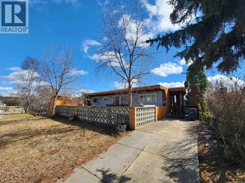 2189 MCBRIDE Crescent, Prince George, British Columbia, V2M1Z5, Prince George, British Columbia — photo 1 of 5