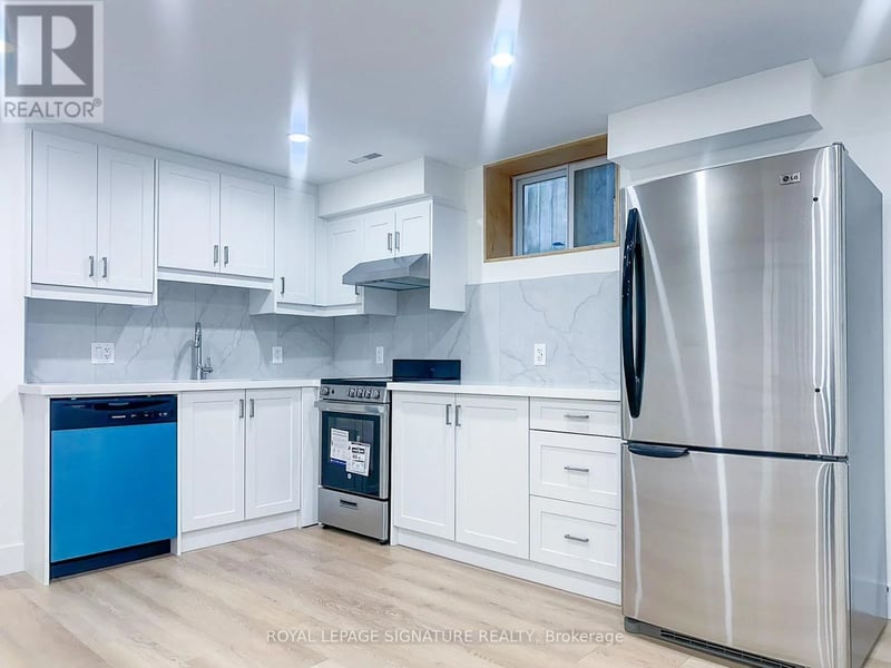 #A102 27 Millen Avenue, Hamilton (Centremount), Ontario, L9A2T5, Hamilton (Centremount), Ontario — photo 1 of 5