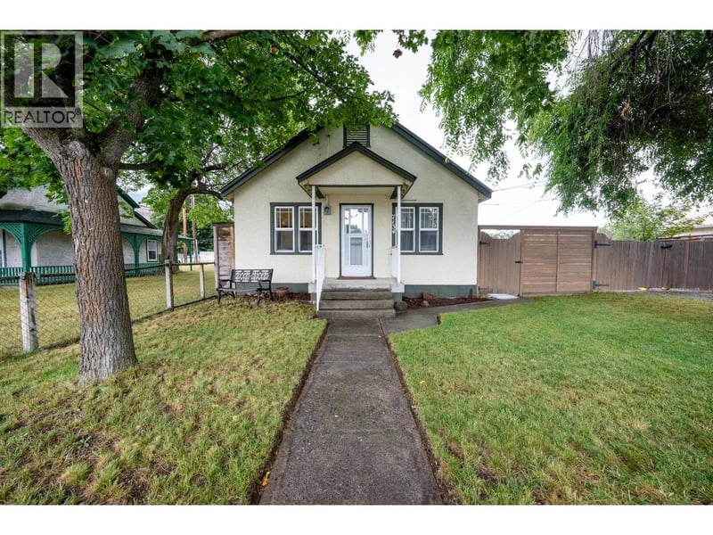 7134 2nd Street, Grand Forks, British Columbia, V0H1H0, Grand Forks, British Columbia — photo 1 of 5