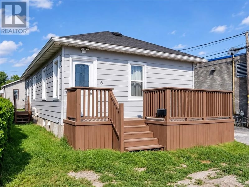 6 & 6A Quinn St, Greater Sudbury, Ontario, P3C1A5, Greater Sudbury, Ontario — photo 1 of 5