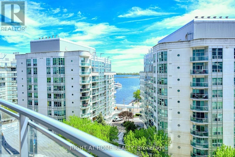 #1016 38 Dan Leckie Way South, Toronto (Waterfront Communities), Ontario, M5V2V6, Toronto (Waterfront Communities), Ontario — photo 1 of 5
