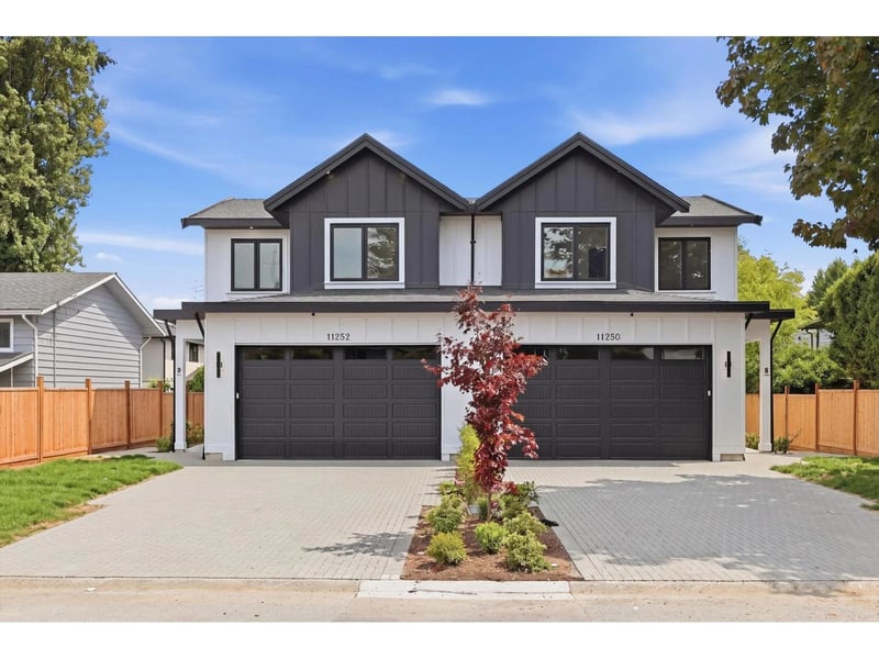 11250 78A Avenue, Delta, British Columbia, V4C1P5, Delta, British Columbia — photo 1 of 5