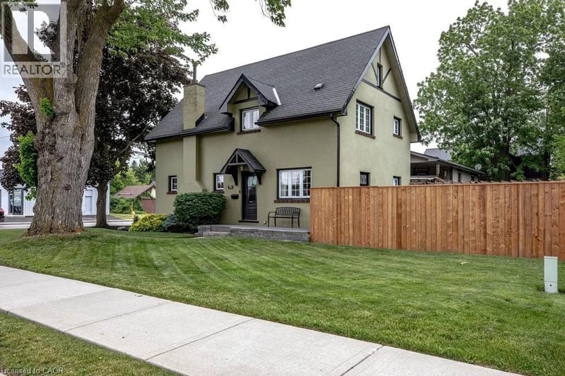 403 BROAD Street East, Dunnville, Ontario, N1A1G6, Dunnville, Ontario — photo 1 of 5