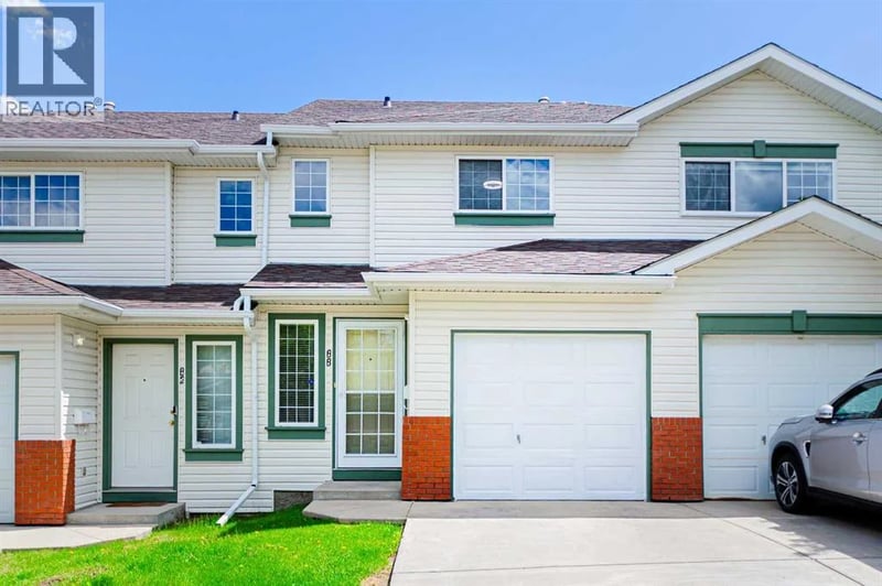 88 Country Hills Villas Northwest, Calgary, Alberta, T3K4S8, Calgary, Alberta — photo 1 of 5